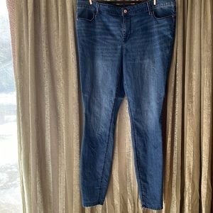 Old Navy Super Skinny Blue Jeans